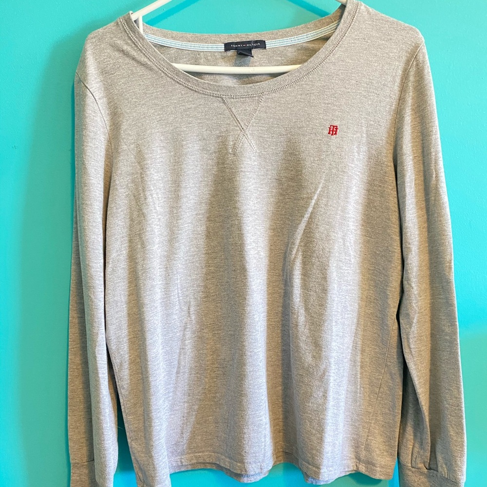 Tommy Hilfiger long sleeve tee